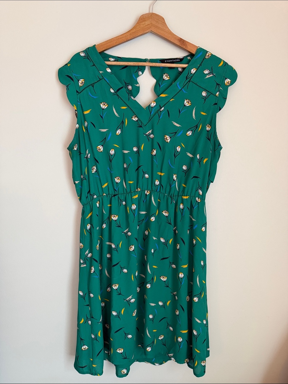 41 Hawthorn Teal Floral Keyhole Scallop Sleeve Mini Dress